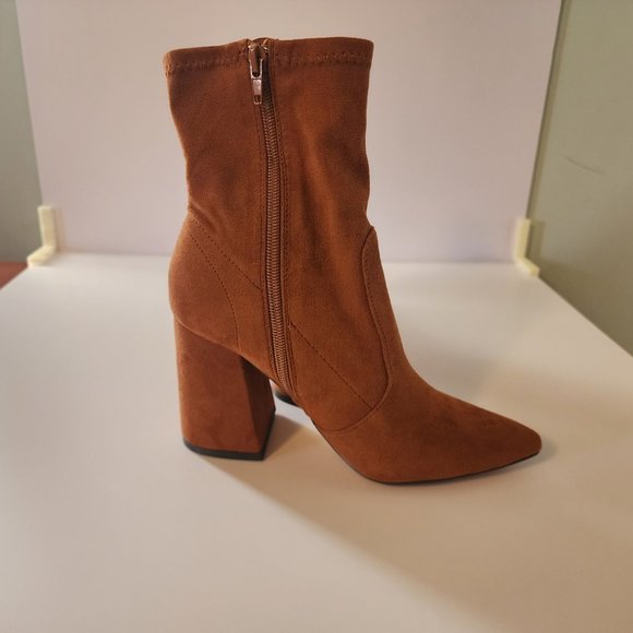 Womens Chunky Heel Pointed Toe Boots Vegan Leather Suede Winter Boot - Picture 8 of 8
